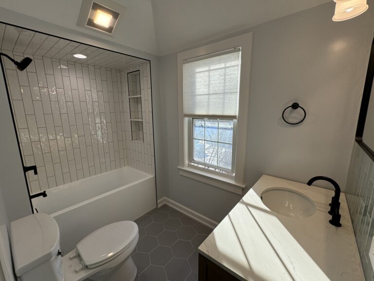 From Outdated to Elegant – A Stunning Bathroom Renovation