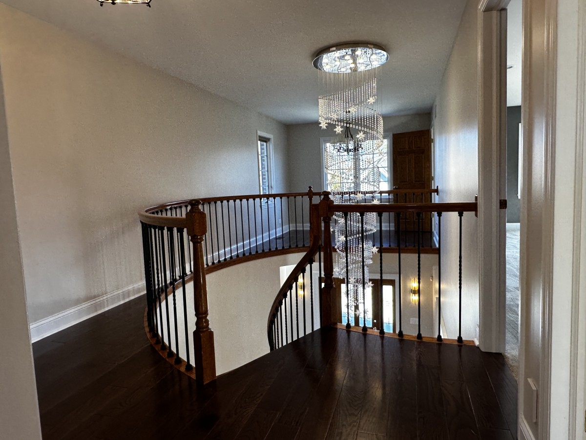 Staircase & Foyer Transformation – Glen Ellyn, IL